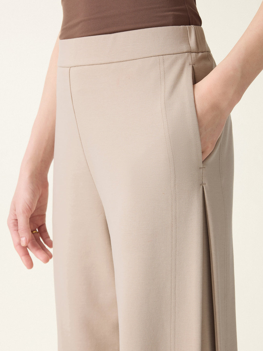 Drapey Mid Rise Wide Leg Pull-on Pants with Pockets