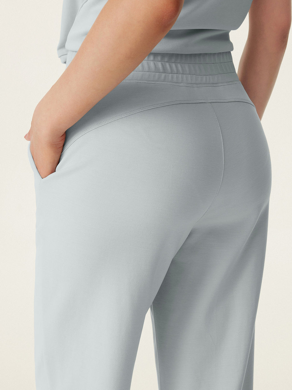 Mid Rise Pull-on Tapered Pants with Pockets